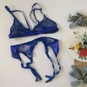 Vintage Matching Sheer Mesh Lace Bra & Garter Belt Set